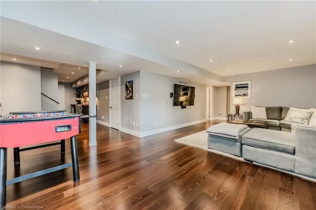 Additional image 39 of 60 Springbreeze Hts