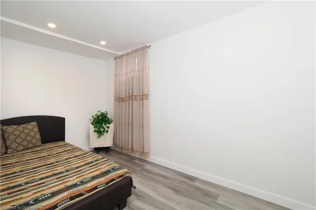 Additional image 28 of 292 Traynor Ave Unit 7