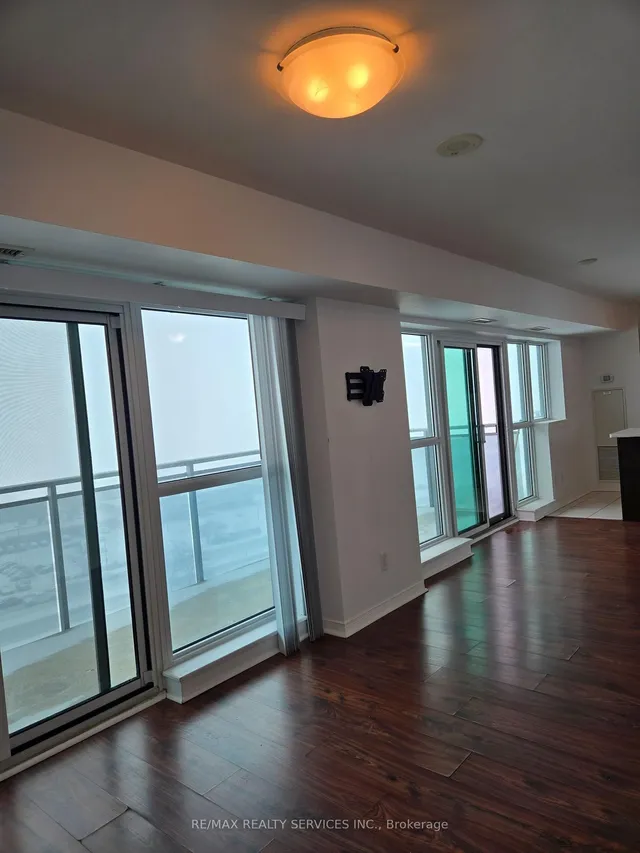 Additional image 11 of 215 Queen St Unit 1101