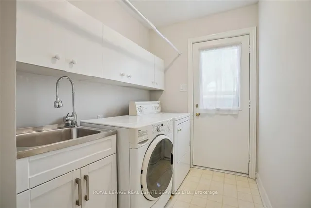 Additional image 29 of 2076 Pelee Blvd