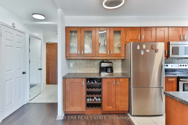 Additional image 7 of 15 Michael Power Pl Unit 203