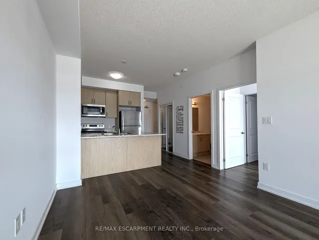 Additional image 5 of 450 Dundas St Unit 434