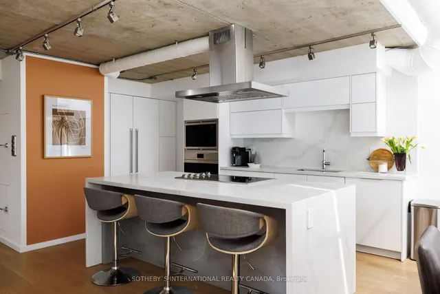 Additional image 13 of 82 Lombard St Unit PH 912