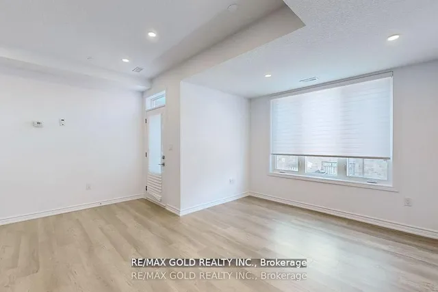 Additional image 6 of 445 Ontario St Unit 109