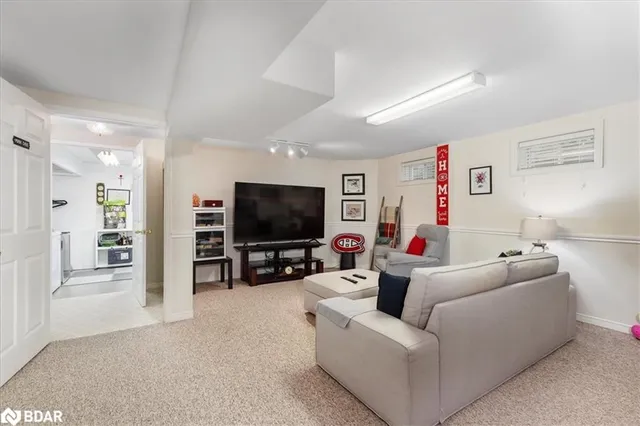 Additional image 22 of 95 Twentyplace Blvd