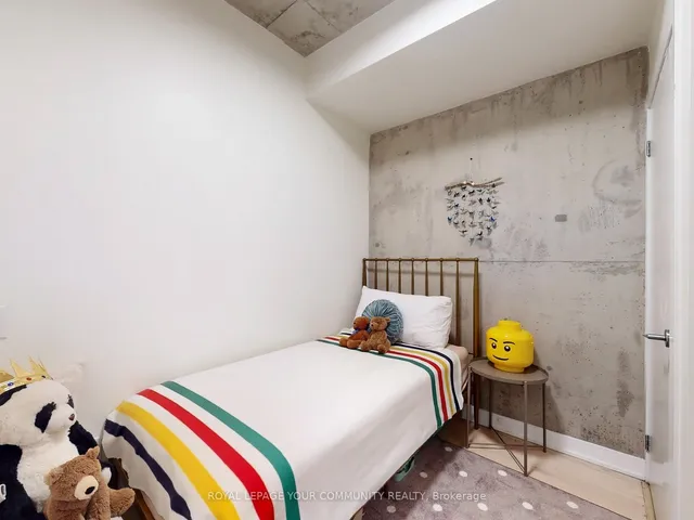 Additional image 31 of 319 Carlaw Ave Unit 403