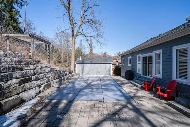 Additional image 42 of 14 Sullivan's Lane