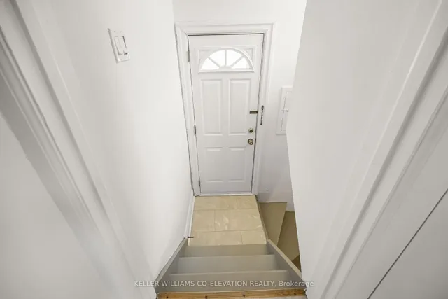 Additional image 25 of 1001 Kipling Ave