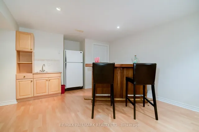 Additional image 40 of 3 Purley Cres