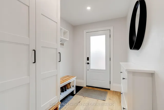 Additional image 13 of 204 Montrose Ave