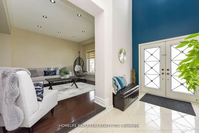 Additional image 4 of 84 Latania Blvd