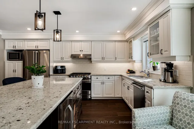 Additional image 17 of 148 Foxridge Dr