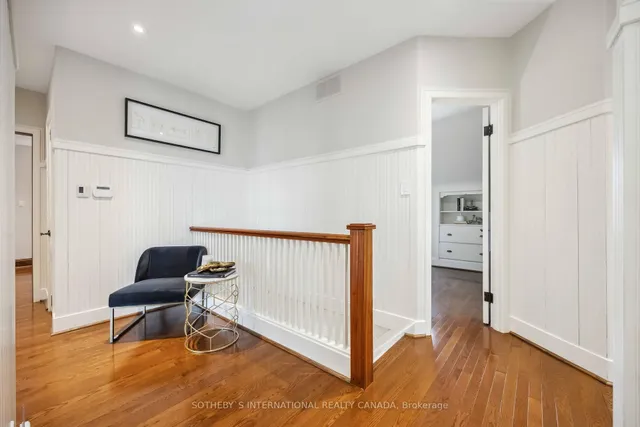 Additional image 19 of 79 Baby Point Cres