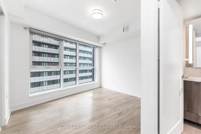 Additional image 19 of 585 Bloor St Unit 922