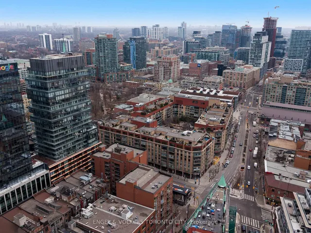 Additional image 43 of 35 Church St Unit 811