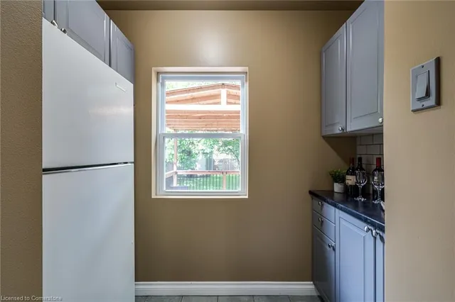 Additional image 22 of 90 Blake St