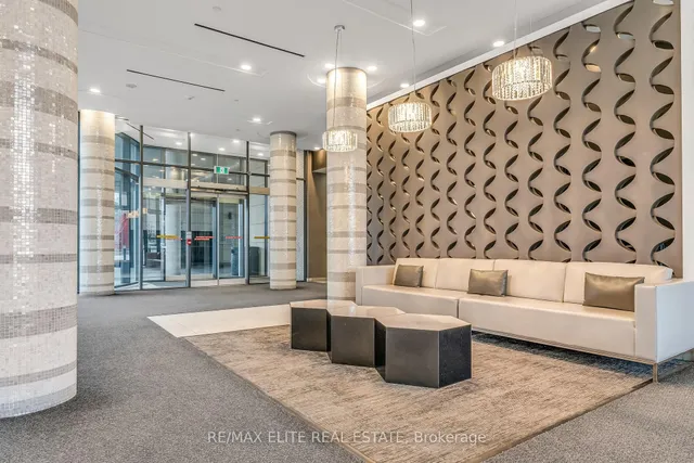 Additional image 32 of 51 East Liberty St Unit 715