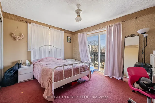 Additional image 11 of 490 Queen Victoria Dr