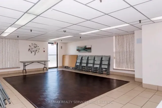 Additional image 45 of 18 Knightsbridge Rd Unit 304