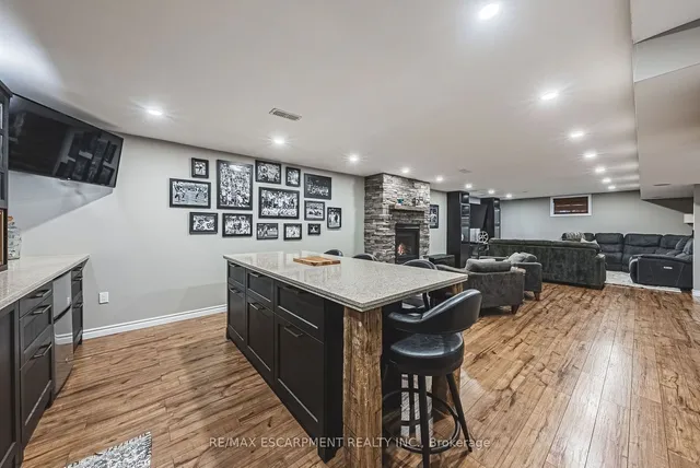 Additional image 40 of 35 GRETI Dr