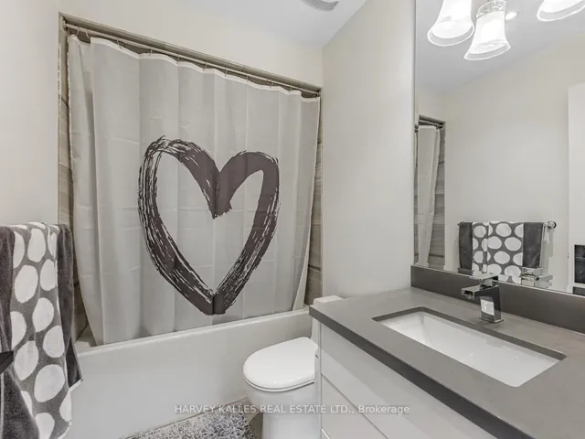 Additional image 36 of 74 Woburn Ave