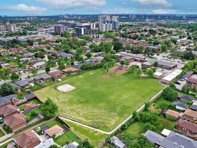 Additional image 36 of 73 William Duncan Rd