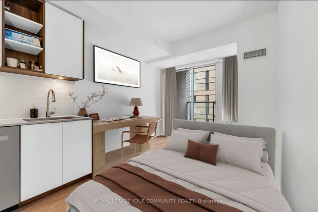 Additional image 3 of 543 Richmond St Unit 306