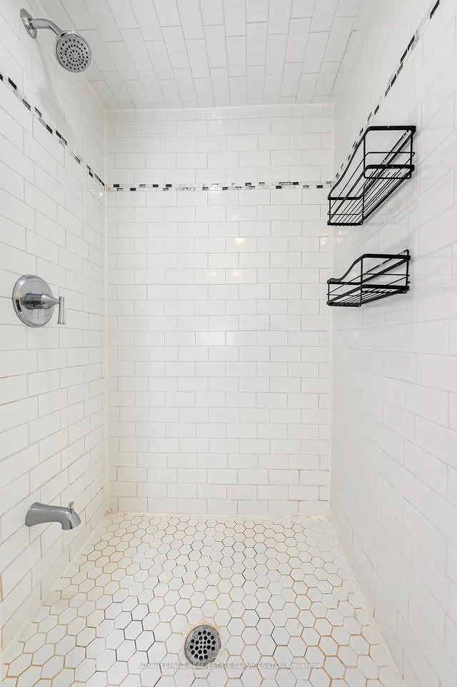 Additional image 30 of 99 Mountbatten Dr