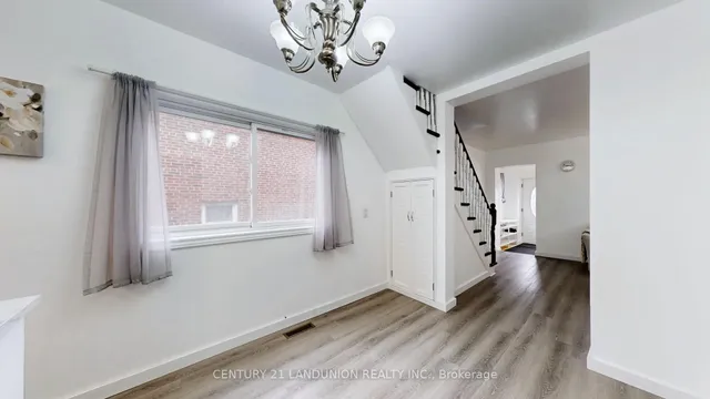 Additional image 12 of 343 Kipling Ave