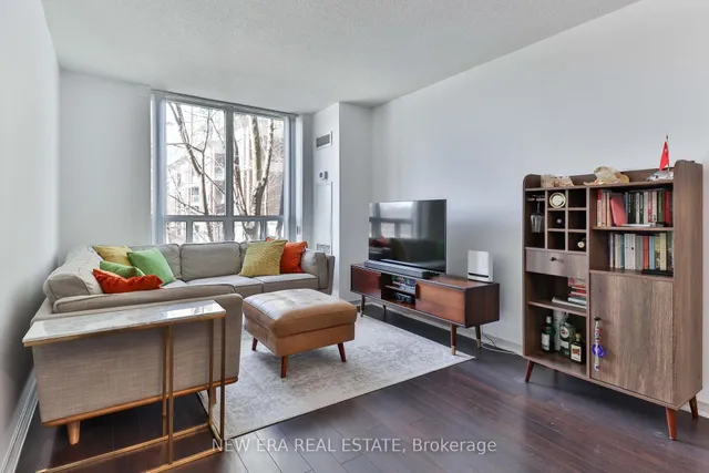 15 Michael Power Pl Unit 203