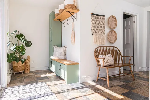 Additional image 19 of 21 Murray St