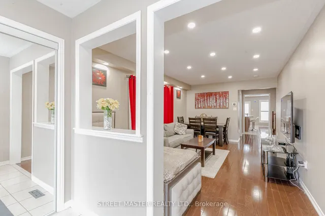 Additional image 5 of 72 Newington Cres