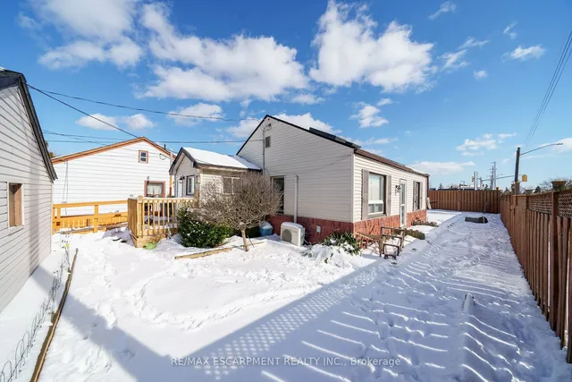 Additional image 15 of 1793 Main St