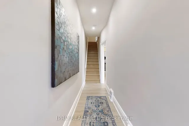 Additional image 11 of 521 Hughson St