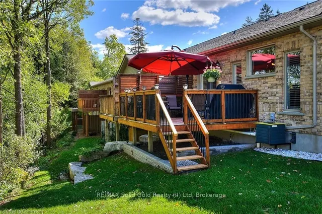 Additional image 32 of 900 Doon Village Rd Unit 12