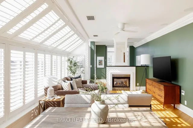 Additional image 7 of 935 Royal York Rd Unit PH 604