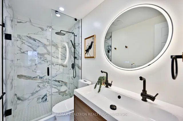 Additional image 28 of 28 Baronial Crt