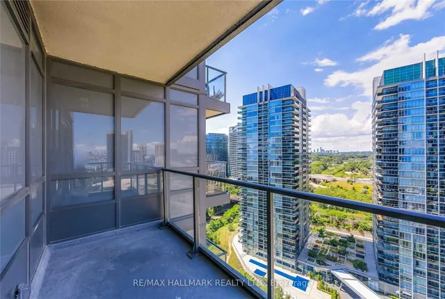 Additional image 17 of 36 Park Lawn Rd Unit 1909