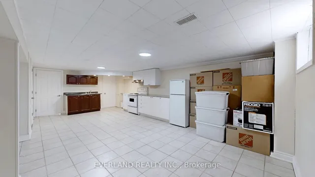 Additional image 33 of 8 Hogan Dr