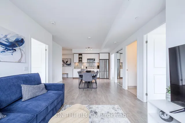 Additional image 21 of 543 Richmond St Unit 1006