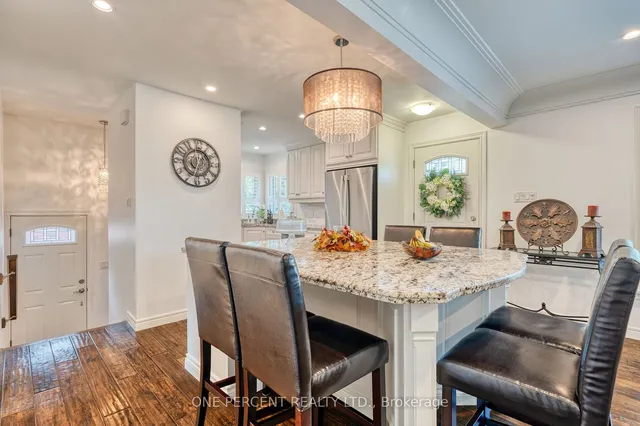 Additional image 9 of 27 Hoover Cres