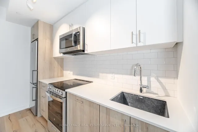 Additional image 4 of 1195 The Queensway Ave Unit 203