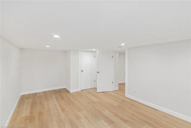 Additional image 27 of 42 Cameron Ave