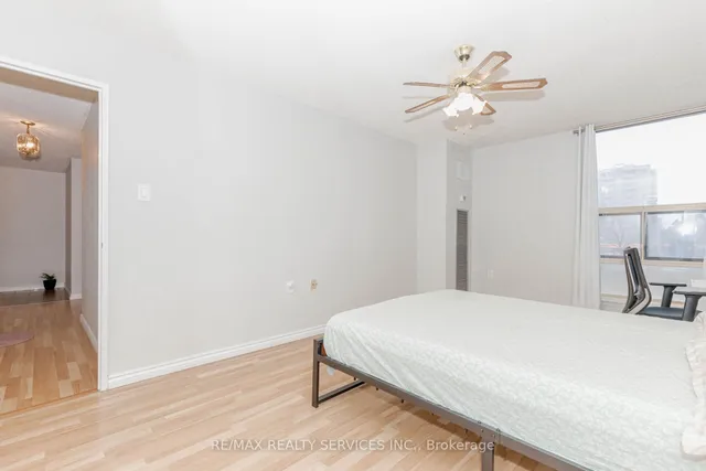 Additional image 30 of 18 Knightsbridge Rd Unit 304