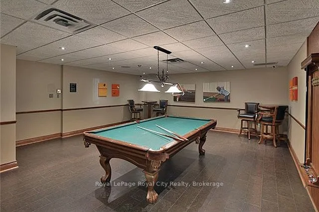 Additional image 3 of 4450 TUCANA Crt Unit 802