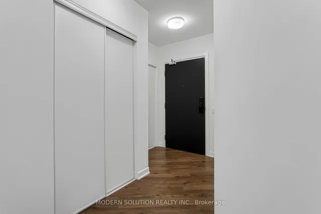 Additional image 10 of 395 Dundas St Unit 501