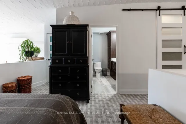 Additional image 30 of 50 MAIN St Unit 412