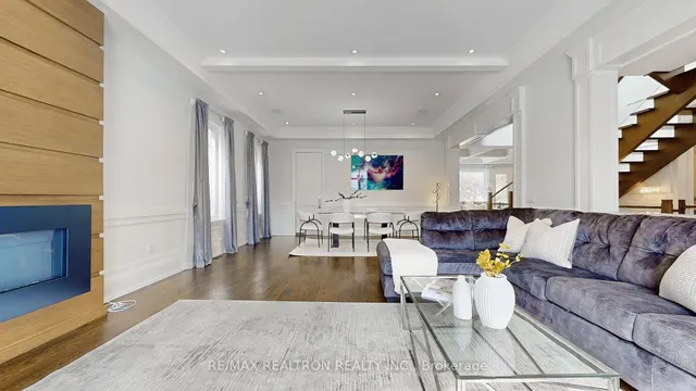 Additional image 6 of 214 Harlandale Ave