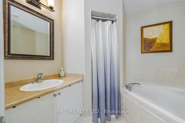 Additional image 28 of 62 Masters Green Cres