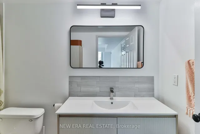 Additional image 13 of 15 Michael Power Pl Unit 203